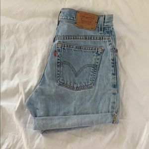 Vintage Levi Mom Jean Shorts